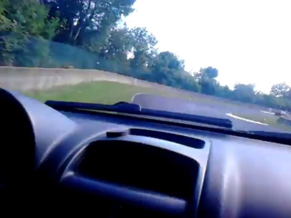 V1 journée au circuit de Charade en Clio RS