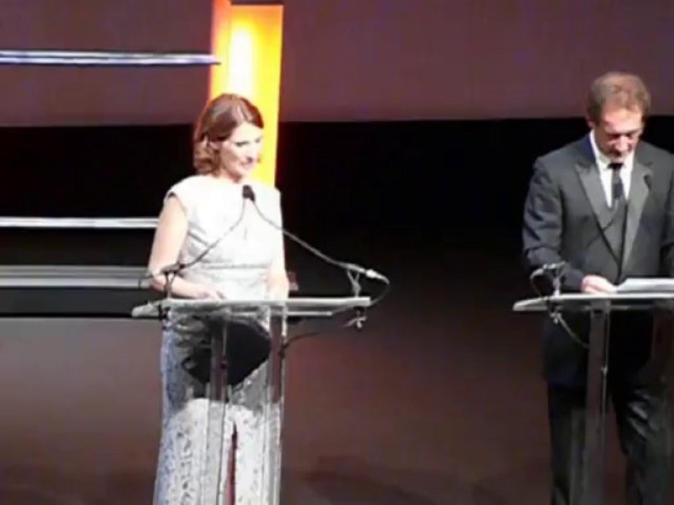 Vincent Lindon présente Pierre Lescure lors de la soirée d'ouverture de Deauville