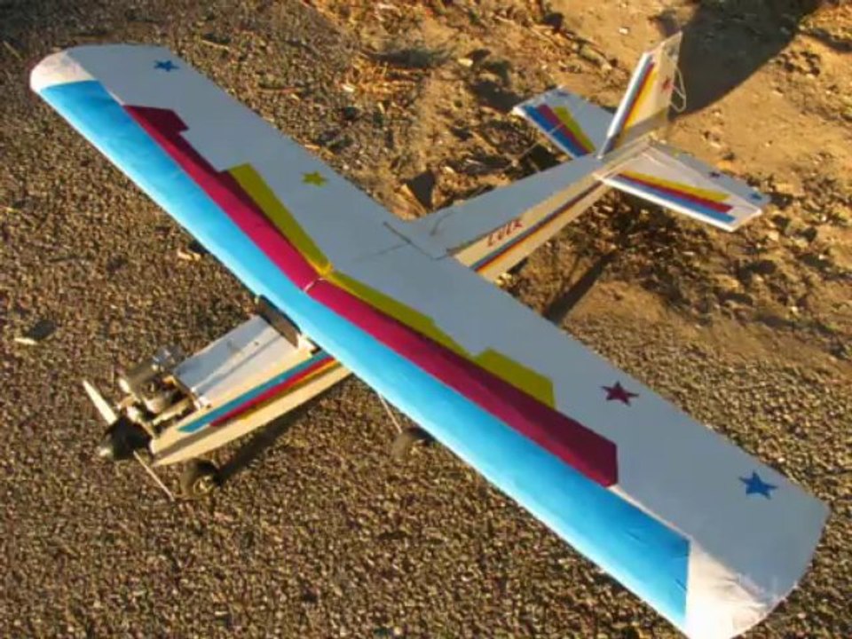 Mon Avion EAGLE 15T avec mon Moteur GP 15 -2,5 cm3