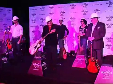 rishi kapoor at opening of hard rock cafe