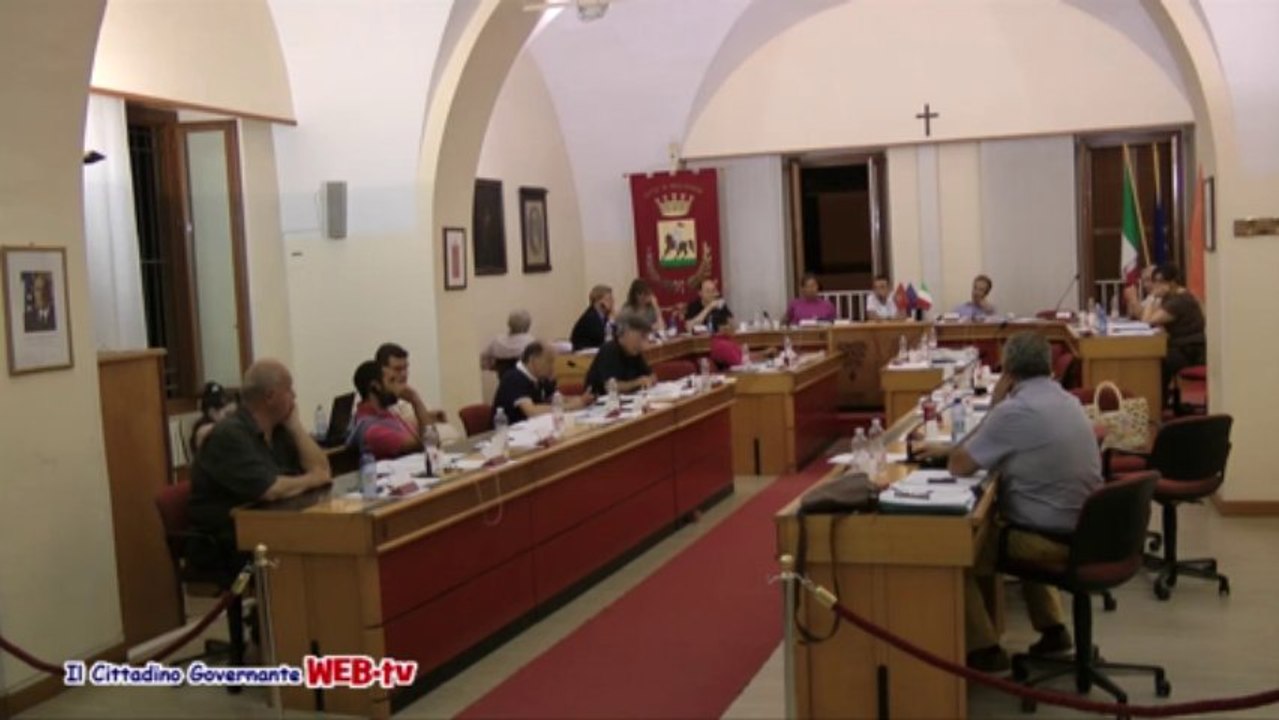 Consiglio comunale 9 agosto 2013 Punto 3 adozione variante specifica sottozona E4 intervento Mastromauro