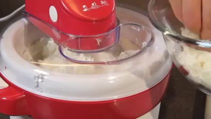 Pişmaniyeli Dondurma Tarifi - Nefis Yemek Tarifi