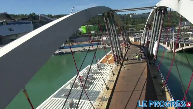 Lyon : le pont Raymond-Barre entre dans le paysage