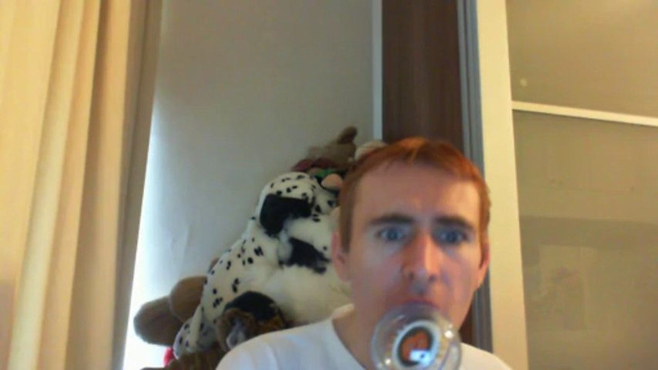 Wiwi égratigne "je sais plus" de Rose