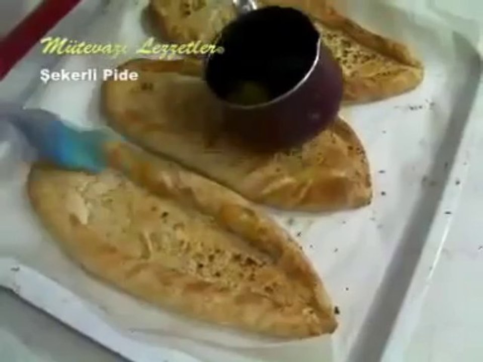 Şekerli Pide Tarifi - Nefis Yemek Tarifi