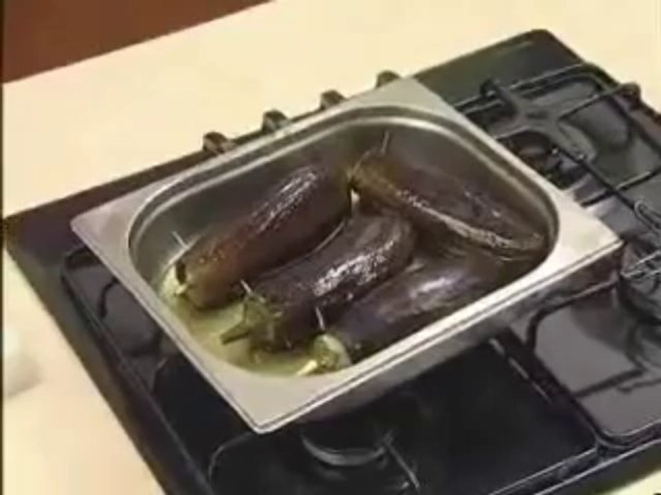 Zeytinyağlı Patlıcanlı Dolma Nasıl Yapılır   Nefis Yemek Tarifi