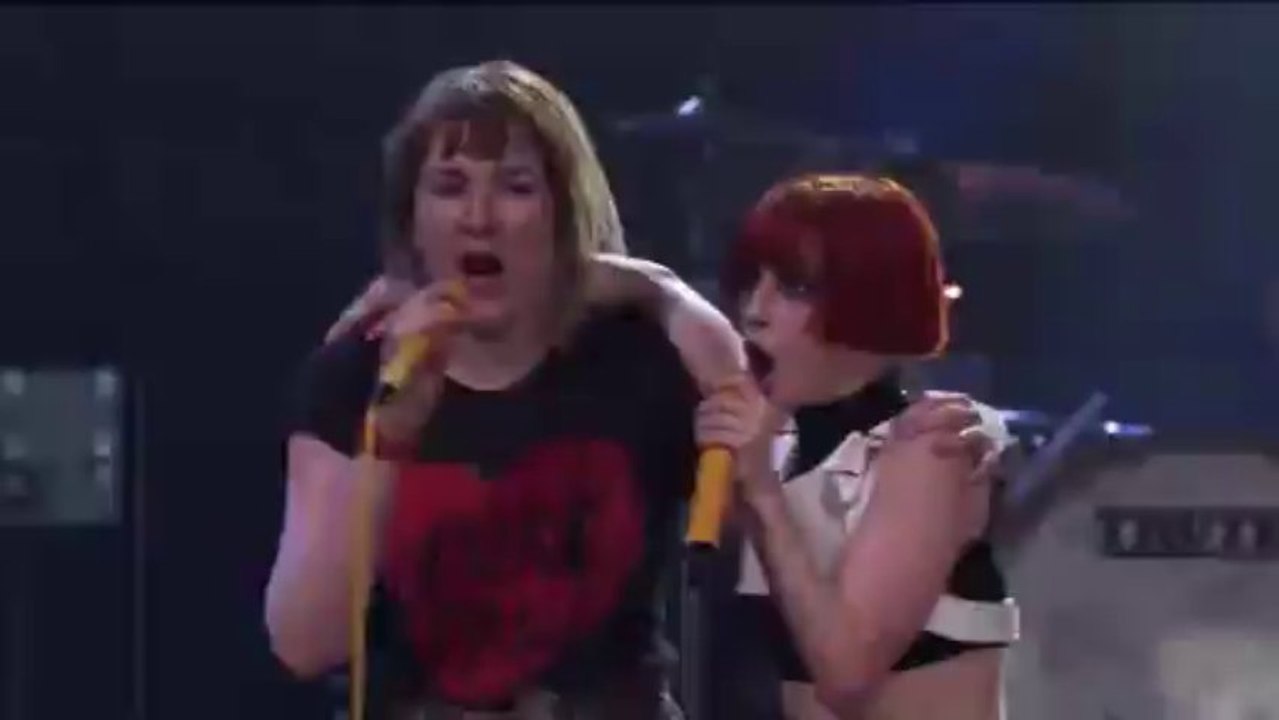 Misery Business- Paramore iTunes Festival 2013