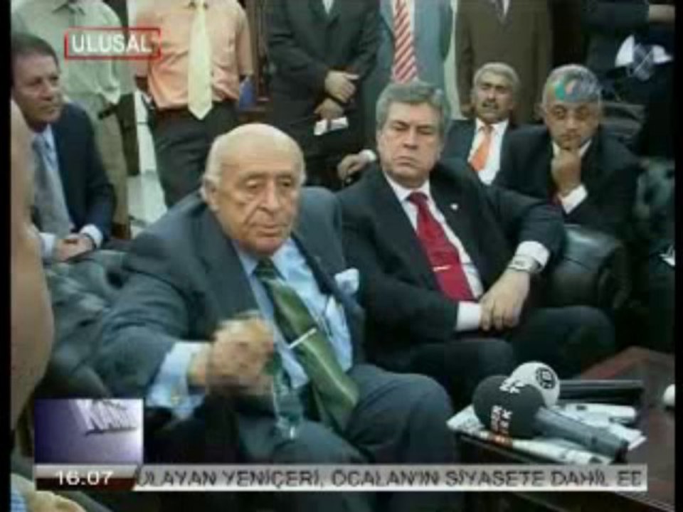 DEMİREL KORKUTTU