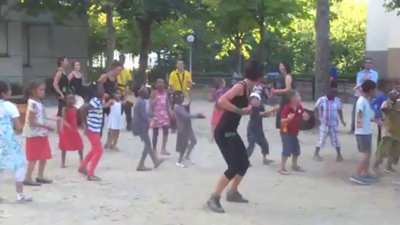 Inauguration le 4/9/2013 des mosaïques des habitants du quartier du Blosne à Rennes
