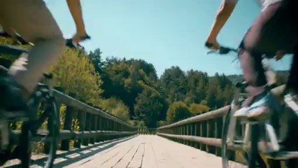 Yeni FIAT 500L ile büyüsen de tarzını kaybetme. (Bisikletli Çocuk)