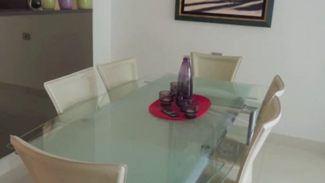 A louer Appartement CANNES - 3 pièces de 78m² - 2 chambres - Face Plages - Palais des Festivals