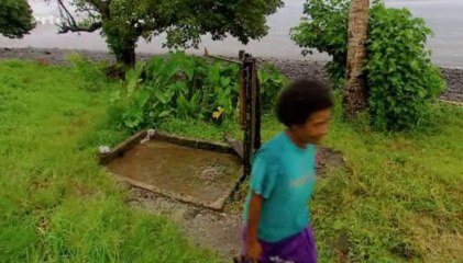 L'eau En Bouteille, Pour Qui
