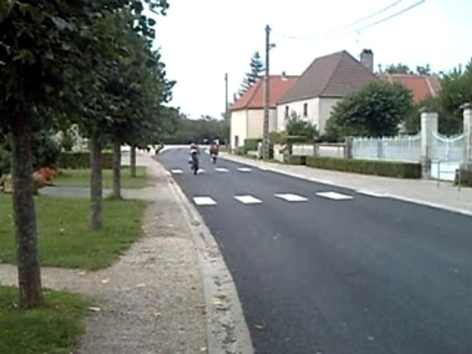 stunt dupard avc lé pied nimp