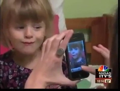 WARNING If you take photos with your cell phone