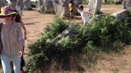 Bretagne Morbihan : Dolmen cache-cache