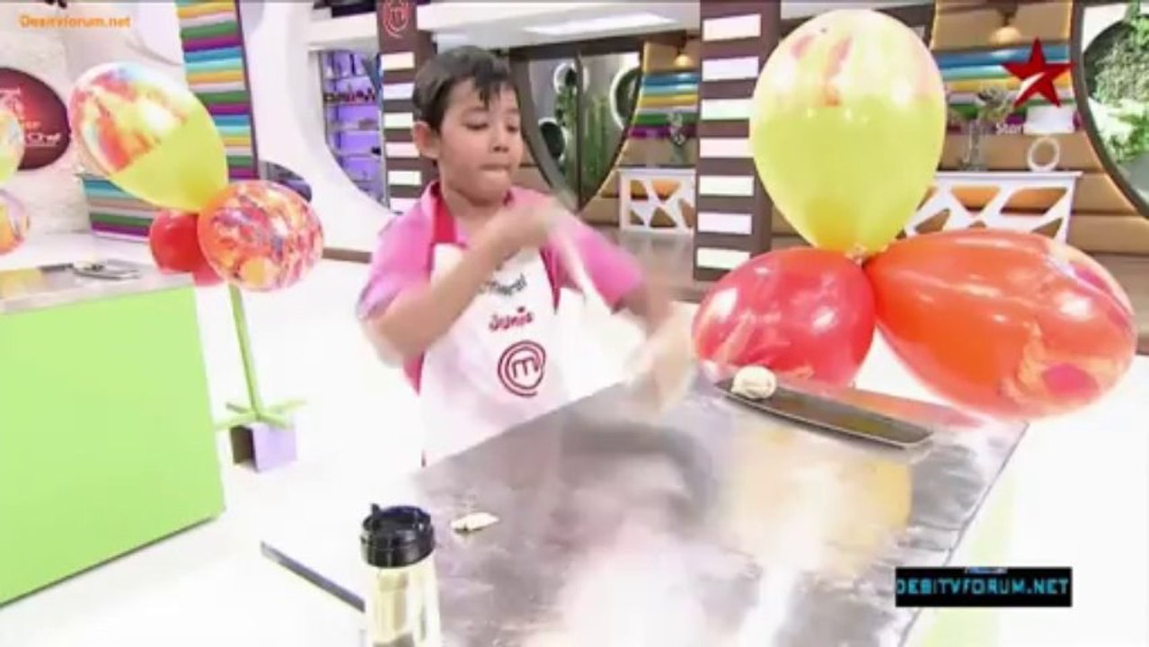 Junior MasterChef (Swaad Ke Ustaad) 720p 8th September 2013 Video Watch Online HD pt1