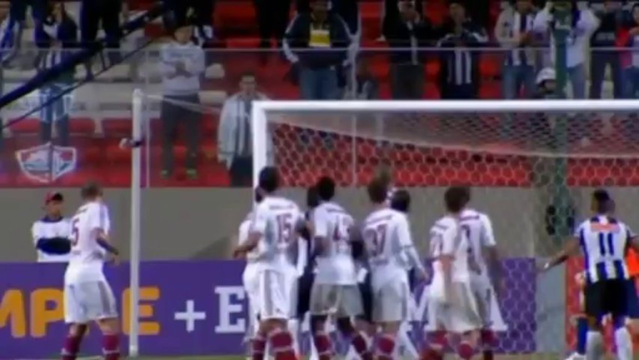 Brasiliero: Wahnsinn! Ronaldinho zaubert und trifft doppelt