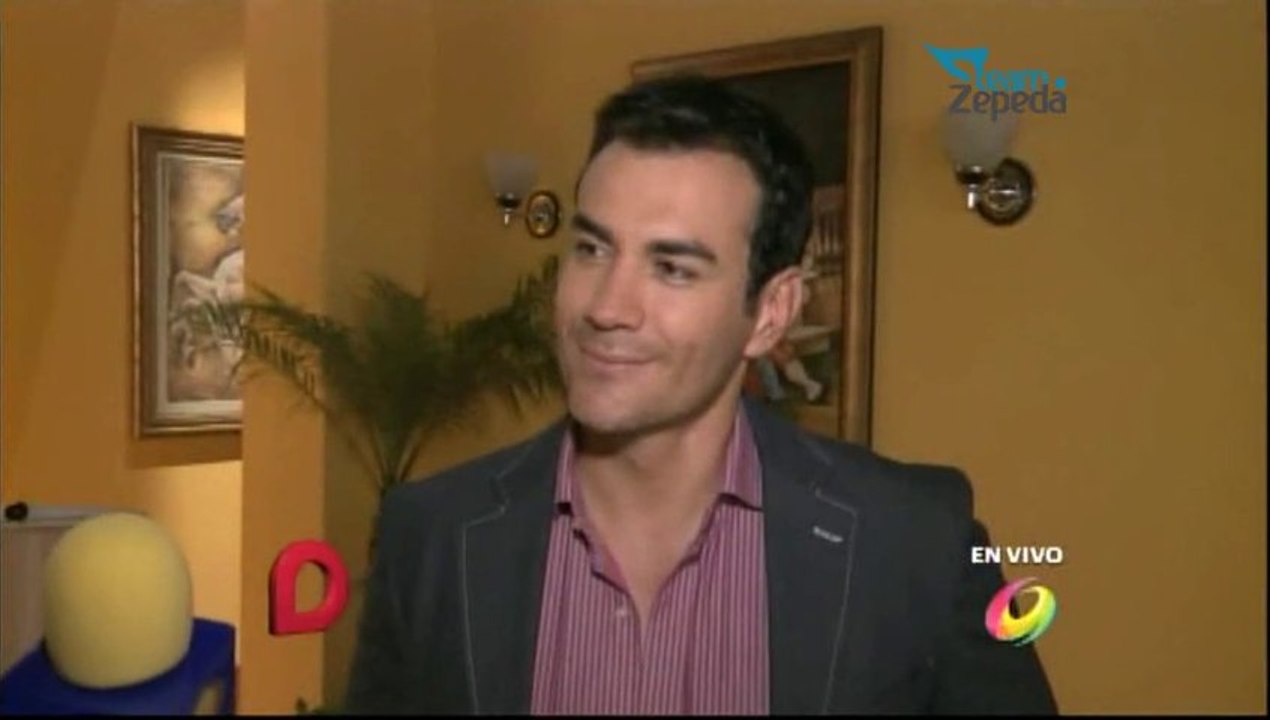 David Zepeda @davidzepeda1 empezará a promocionar MPV en USA y aclara malentendido con fan