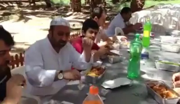 Hurma Bahçesi (Umre Anıları) Dursun Ali Erzincanlı - YouTube