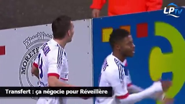 Transfert : ça négocie pour Réveillère