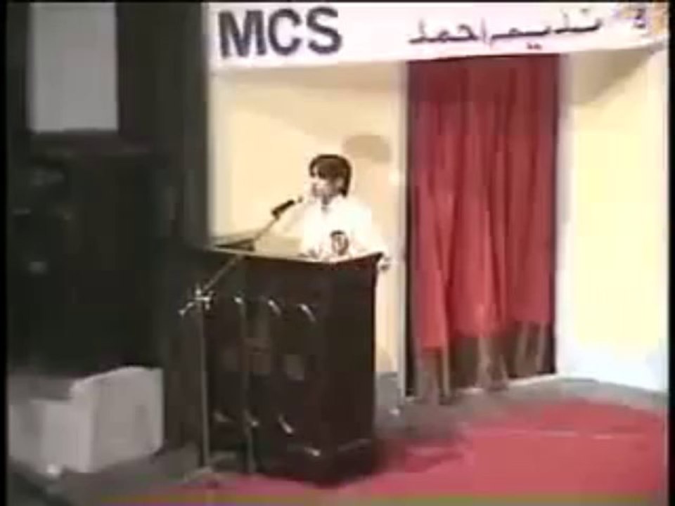 The Genius of Pakistan’s funny speech on topic "HASEEN BEHTAREEN HAI K ZAHEEN"