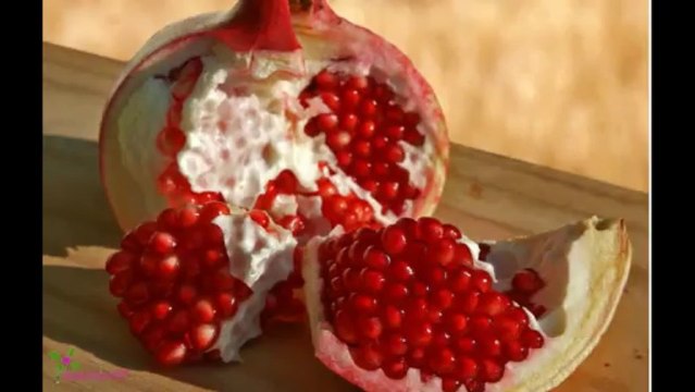 VERSACE Bright Crystal Eau De Toilette Spray