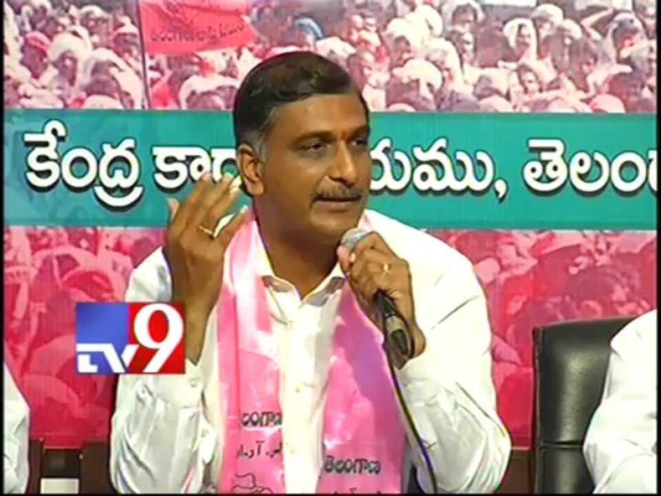 CM, DGP biased towards Samaikyandhra  - Harish Rao