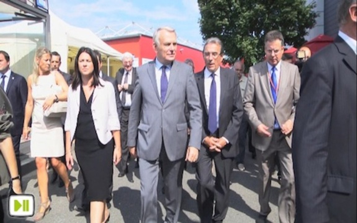 Strasbourg : Jean-Marc Ayrault en visite à la foire européenne