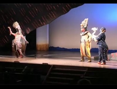 Extrait du spectacle le Roi Lion au théâtre Mogador