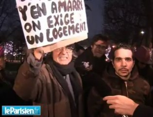 La colère après la mort d'un SDF inconnu place de la Concorde