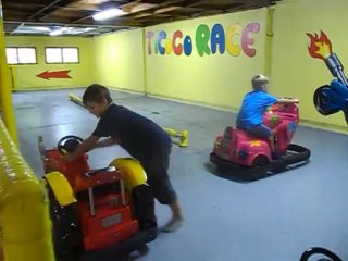 Quentin et Nathan en voiture !