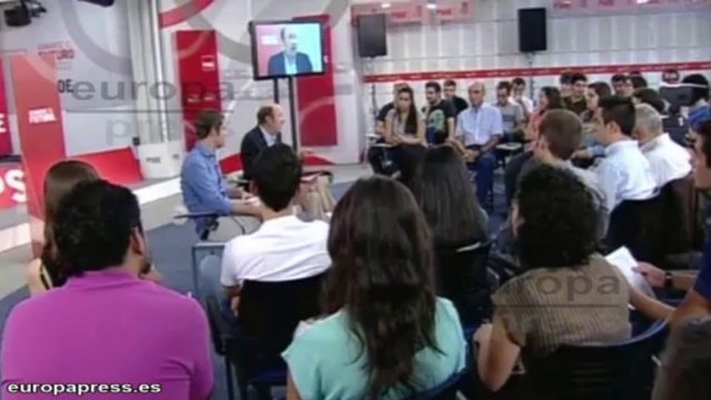 Rubalcaba: La política de becas es cruel y estúpida