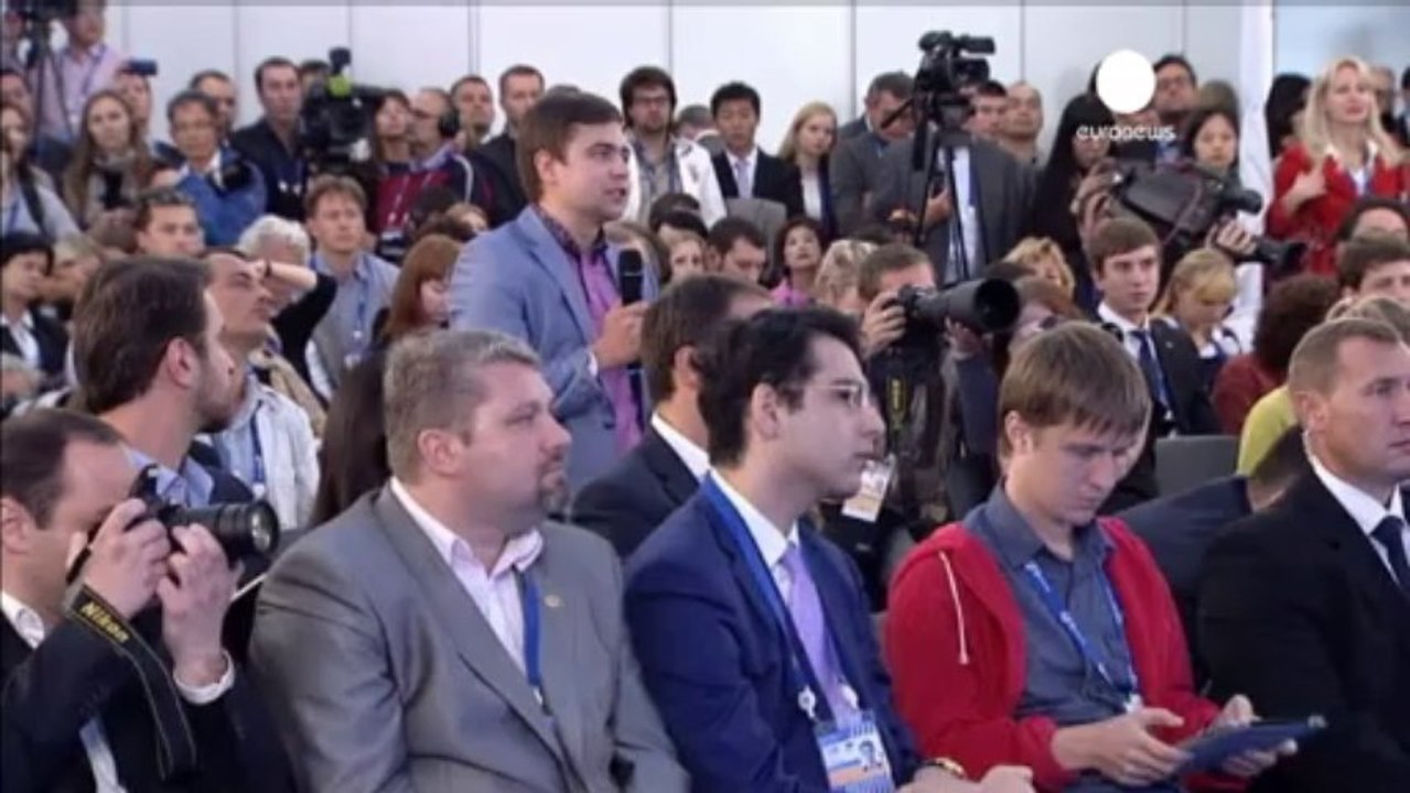 Siria: Putin avverte "in caso di attacco aiuteremo Damasco"