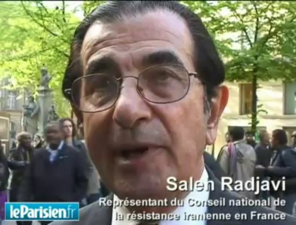 Des centaines de personnes rendent hommage à Aimé Césaire