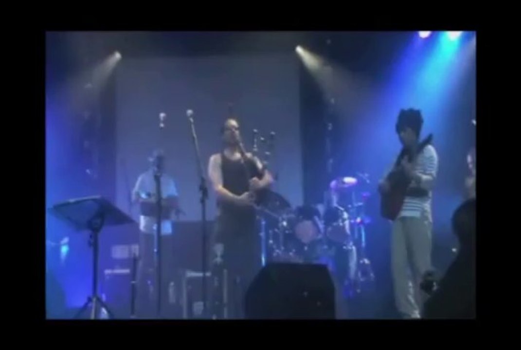 BREIZH AMAZIR extraits du concert de Magny en Vexin