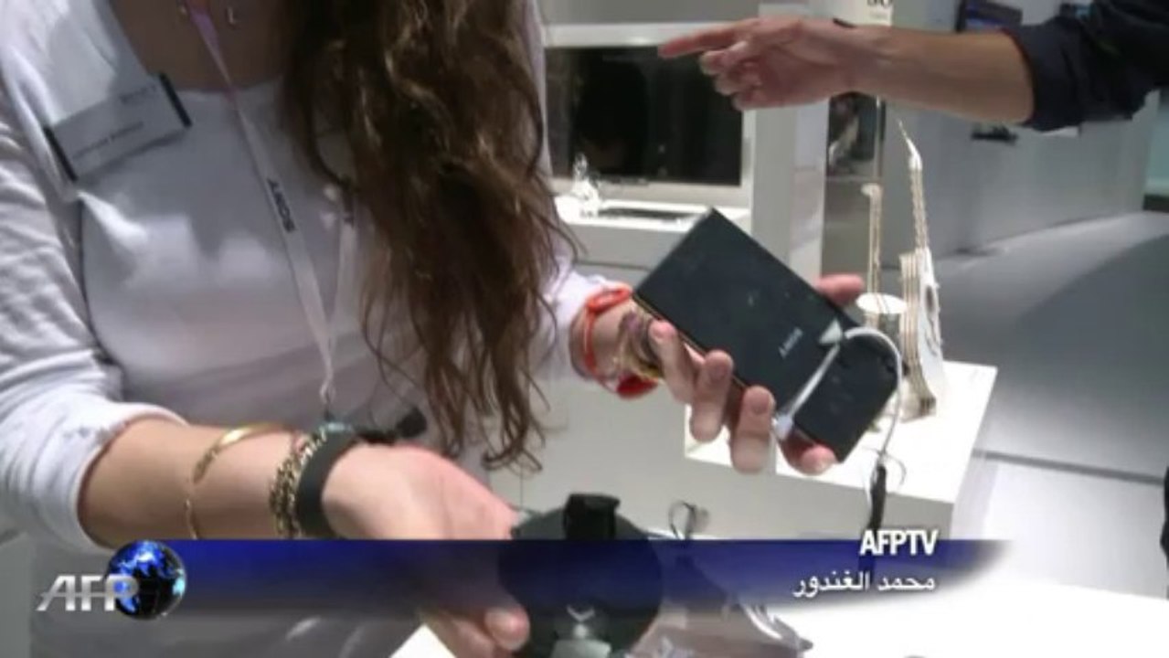 الساعات الذكية تسعى إلى جذب المستخدمين