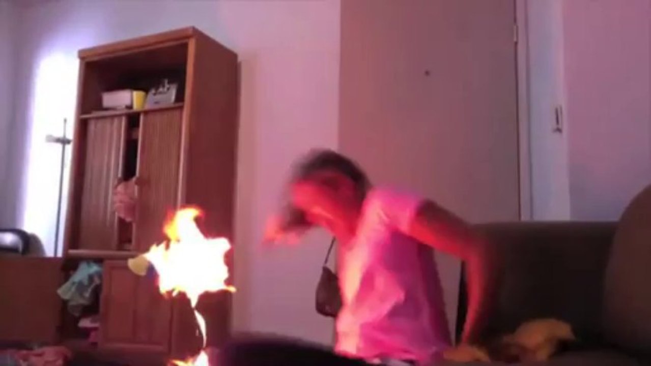 Worst Twerk Fail EVER - Girl Catches Fire!