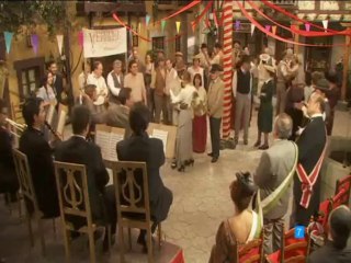 TRISTAN AURORA OYEN EL HIMNO EN LA PLAZA DE PV ESDPV 06-09-2013