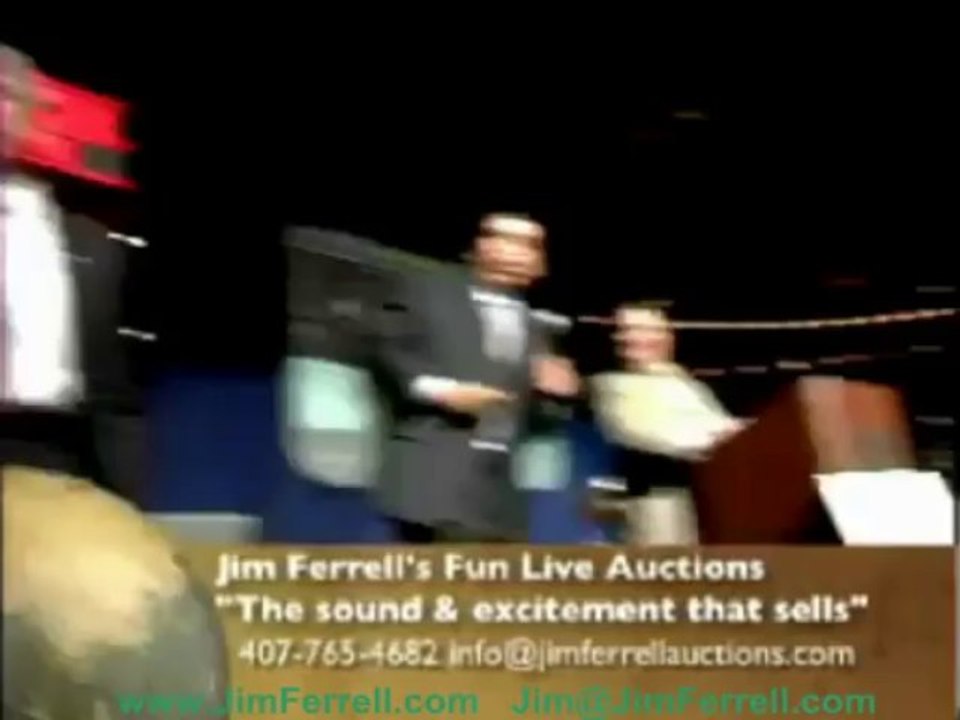 Jim Ferrell Central Florida Auctioneer Calling an Action