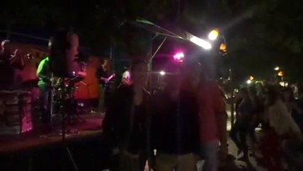 Place Carnot à Douai se remue : Ambiance BENGALI IIIIIIIIIIIIIIIIIII !...