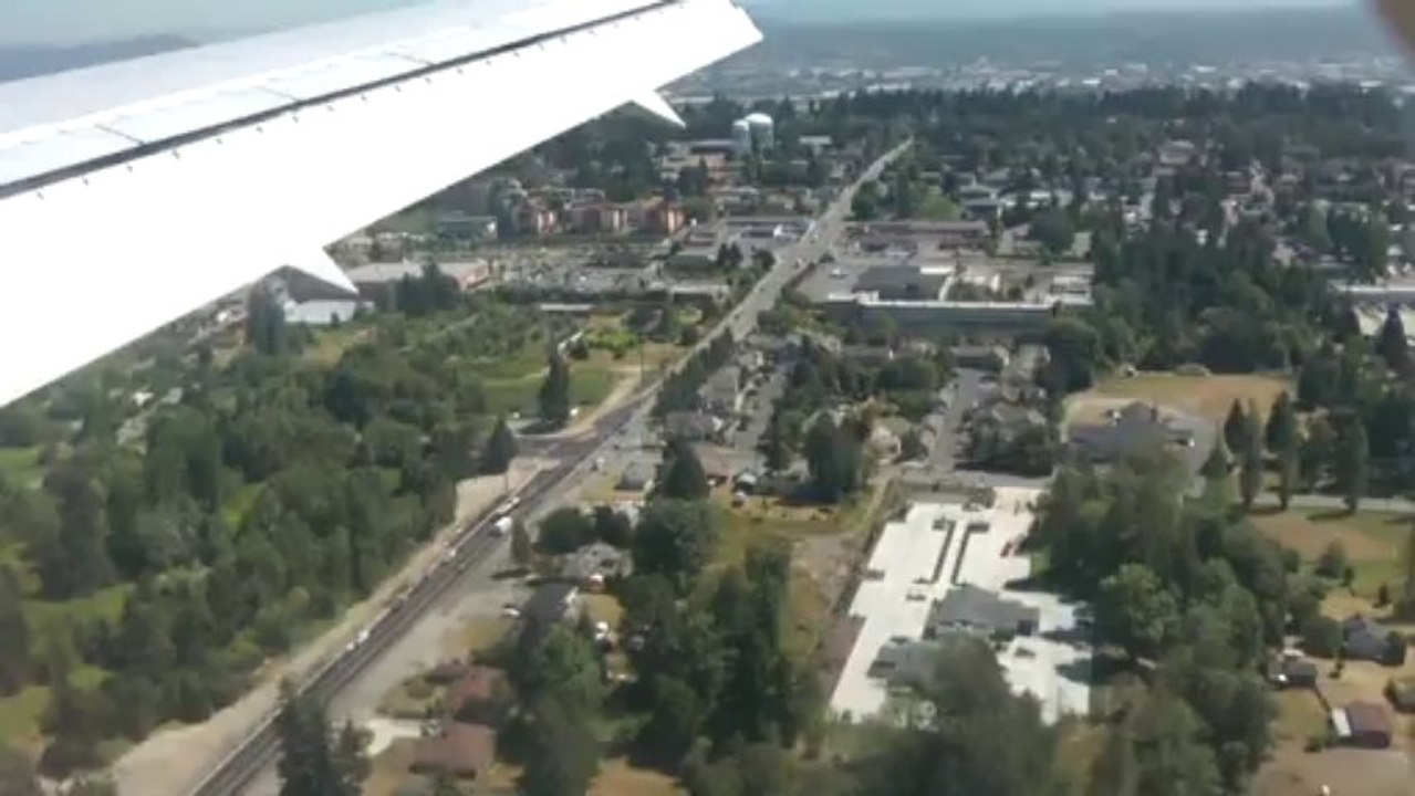 flight Delta DL 614 from Paris CDG to Seattle SEA