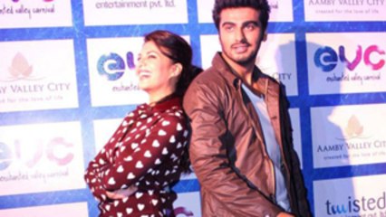 Jacqueline Fernandez and Arjun Kapoor at Enchanted Valley Carnival 2013 Launch !