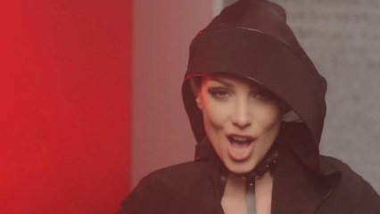 Petek Dinçöz Aşk Klip 2013