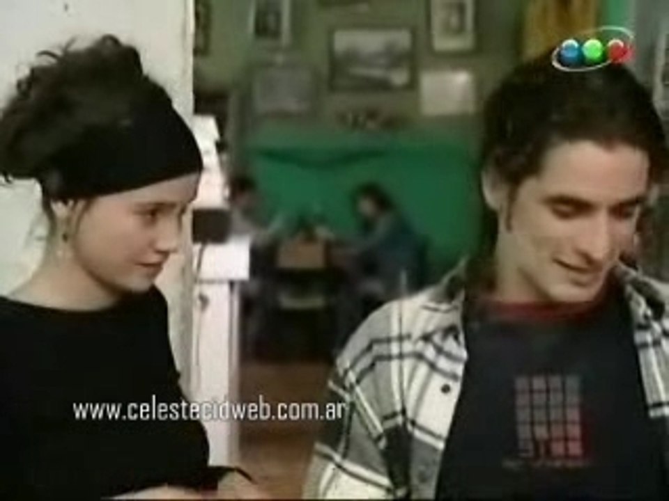 Carolina acepta la cita/El profe