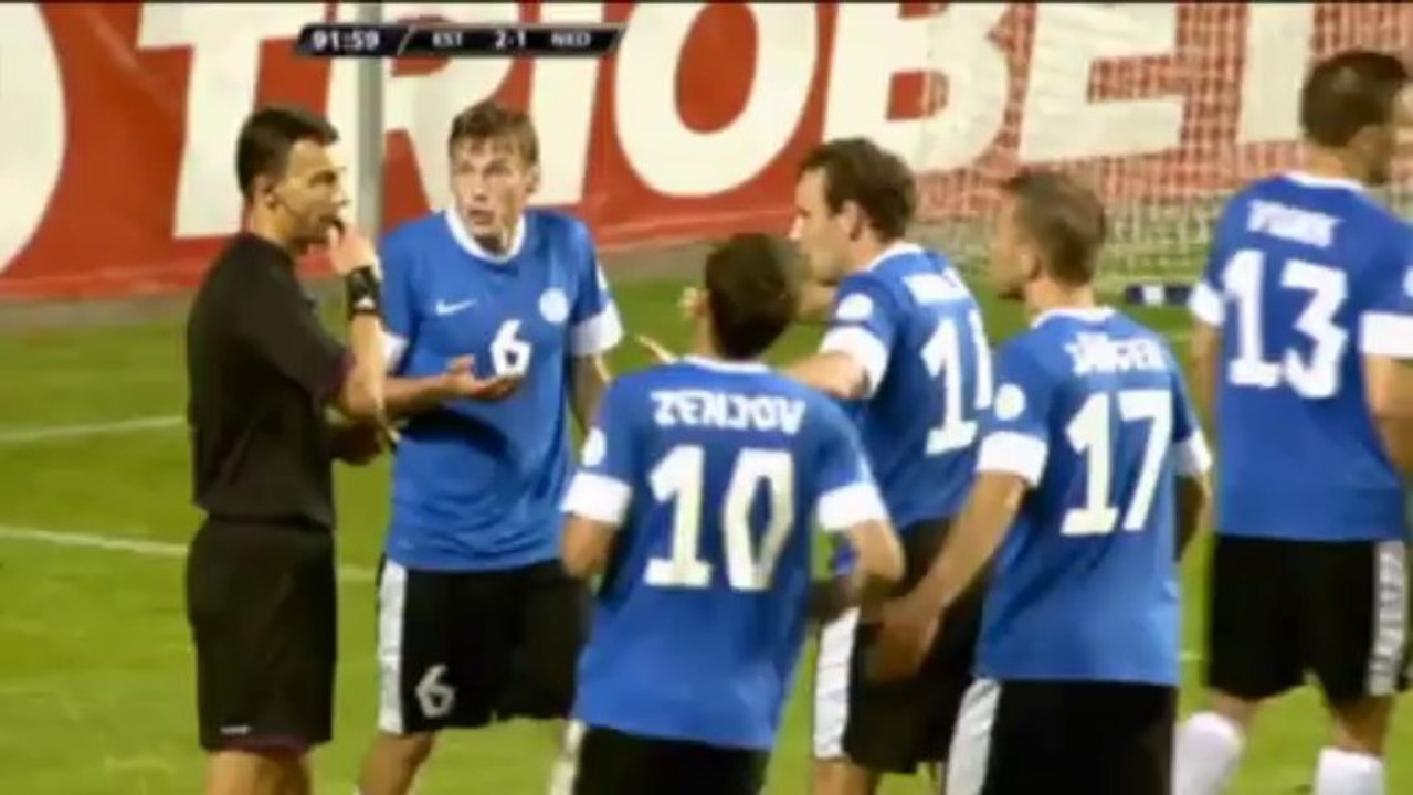 WM-Quali: Robben und van Persie retten Elftal