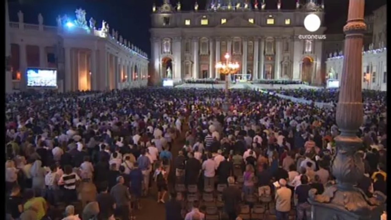 Pope Francis urges rethink over EU-US Syria response