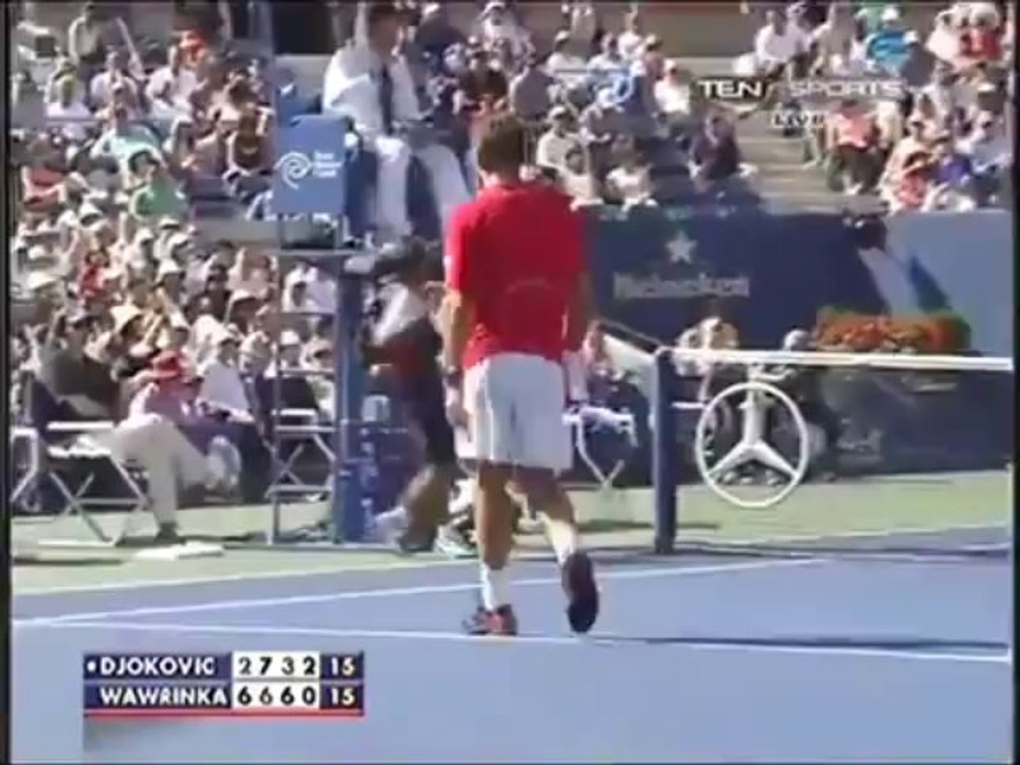 Tennis : Stanislas Wawrinka casse sa raquette - Vidéo Dailymotion