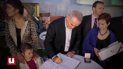 Garry Kasparov sur la Foire de Châlons