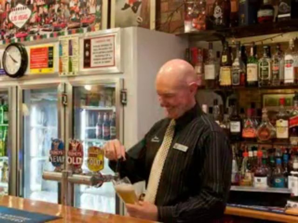 Dine at Parkes Accommodation