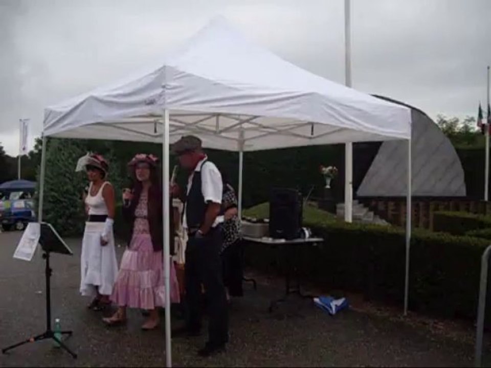 saut en parachute 100em anniversaire